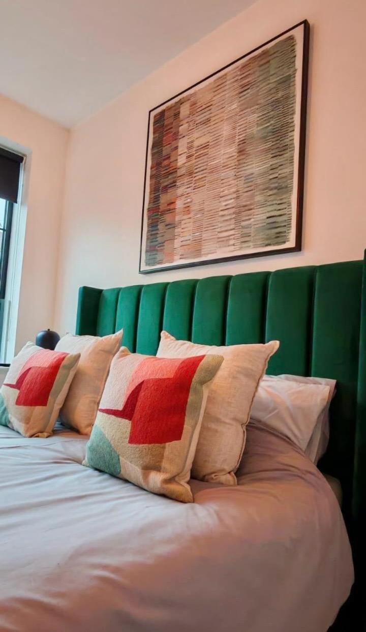Luxury Apartment: City Centre, Stylish, Modern Chester Exterior photo